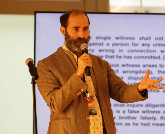 امیت شیر، مدیرعامل سابق توییچ، یک استارتاپ هوش مصنوعی با حمایت از a16z تاسیس میکند.